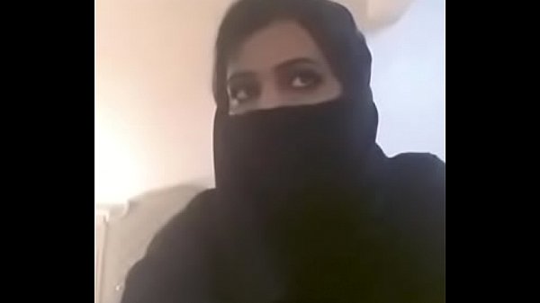 Muslim bhabhi big boobs