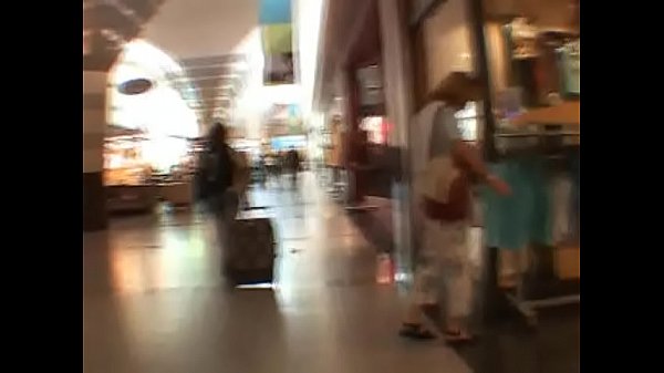 Brunette slut gives fantastic point of view blowjob